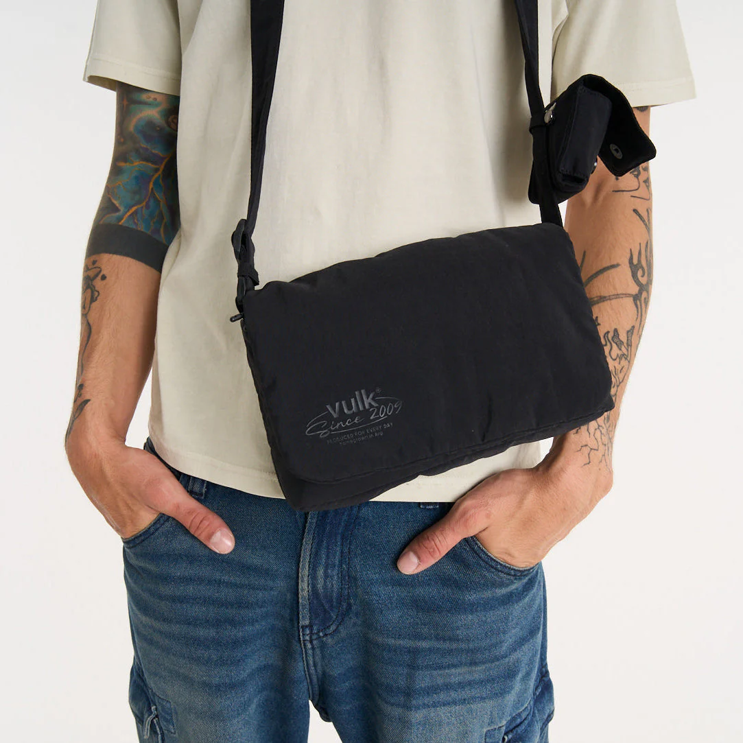 Bolso Vulk Kendrick Bag Black - Image 3