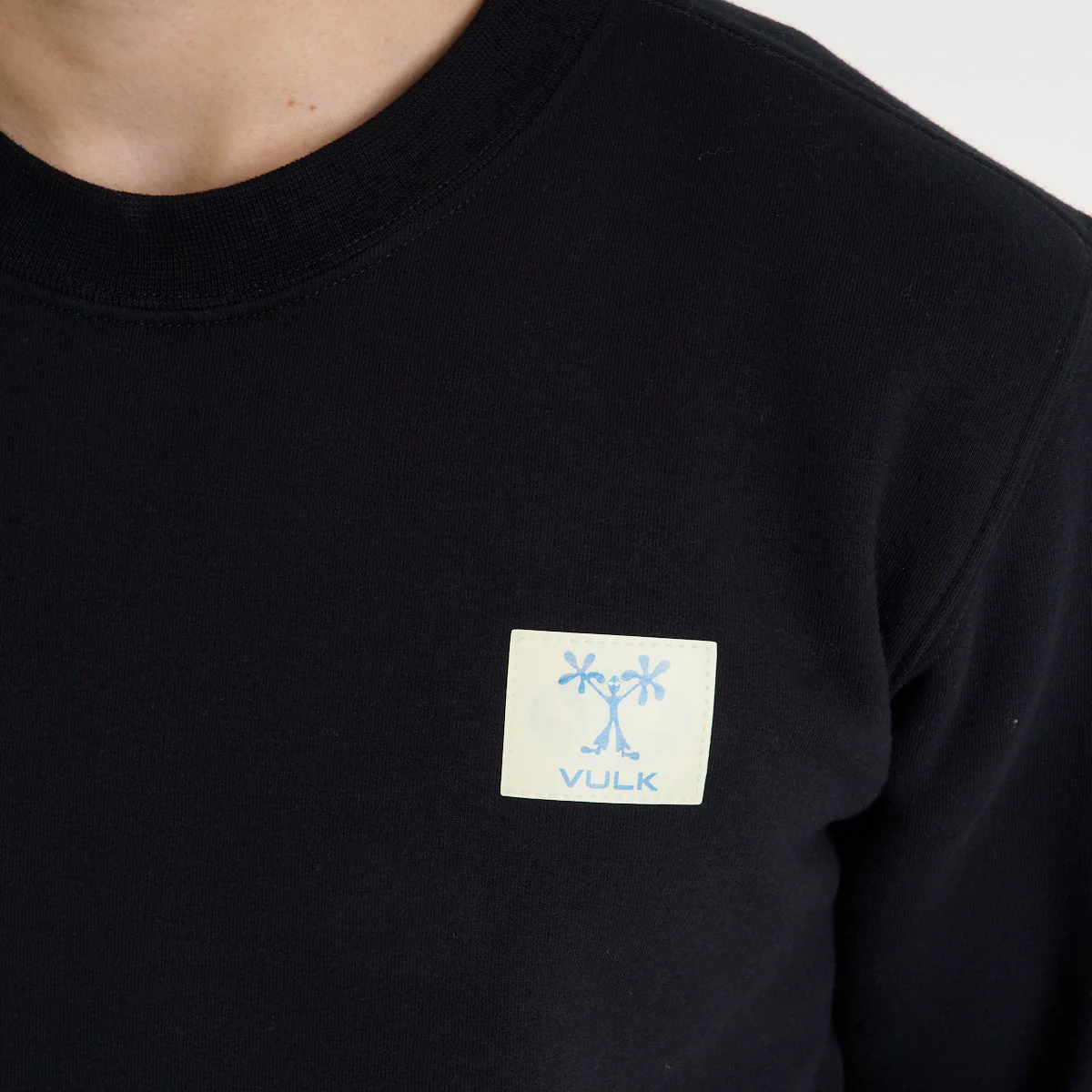 Buzo Vulk Arround Crew Black - Image 10