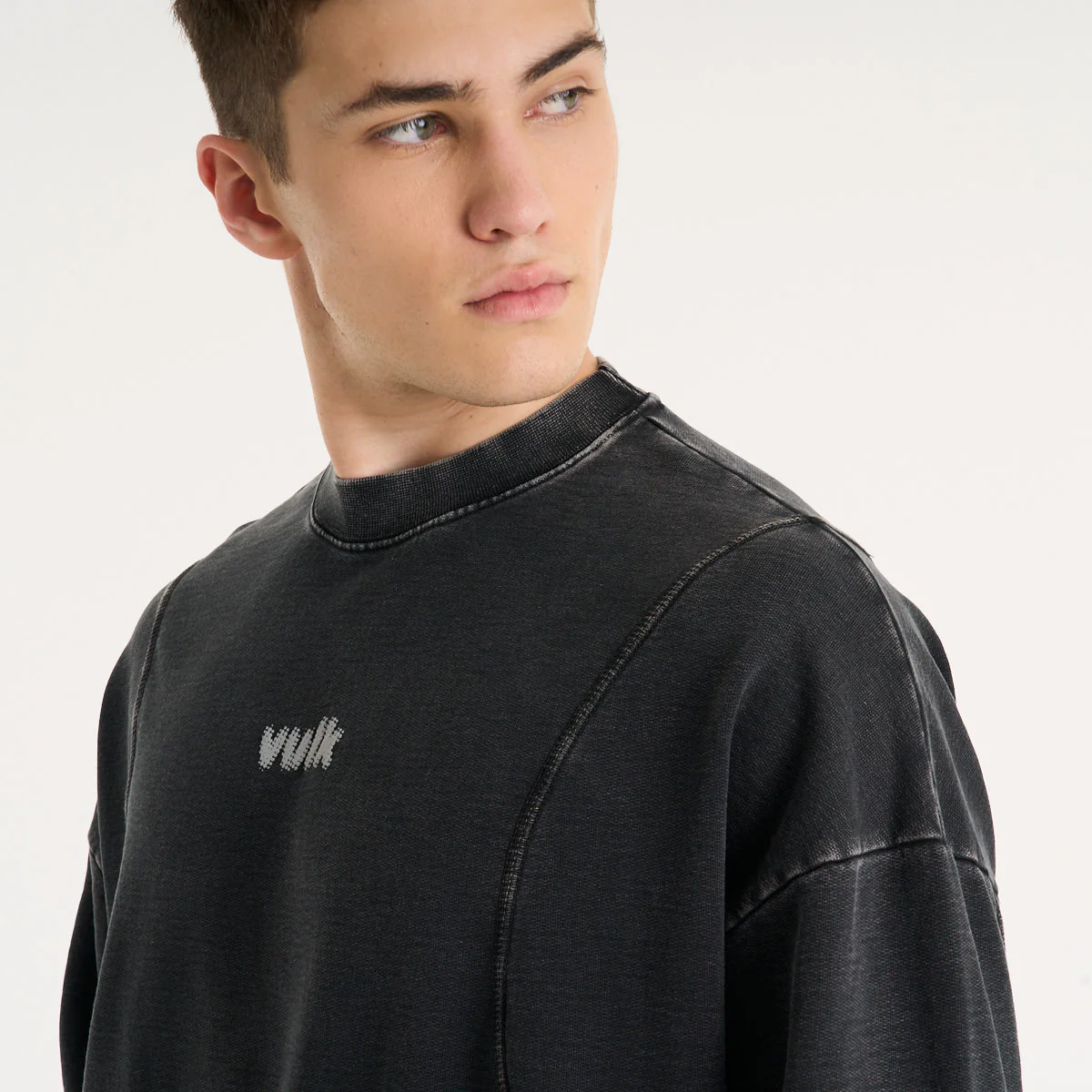 Buzo Vulk Diffuse Crew Black - Image 4