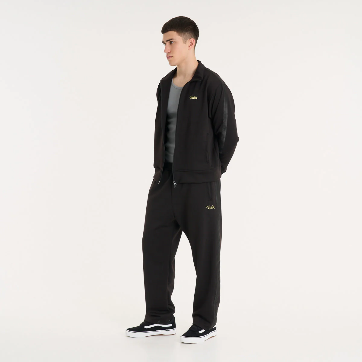 Buzo Vulk Jamiro Ziphood Black - Image 7