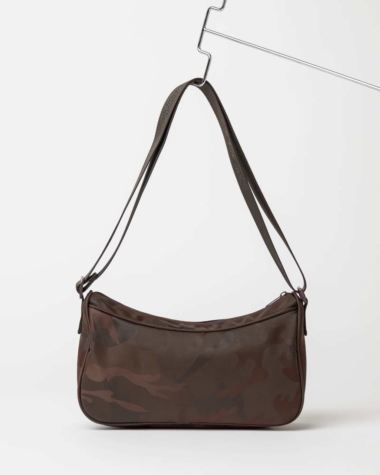 Cartera Rusty Stellar Nylon Camo Crossbody Bag Java - Image 2