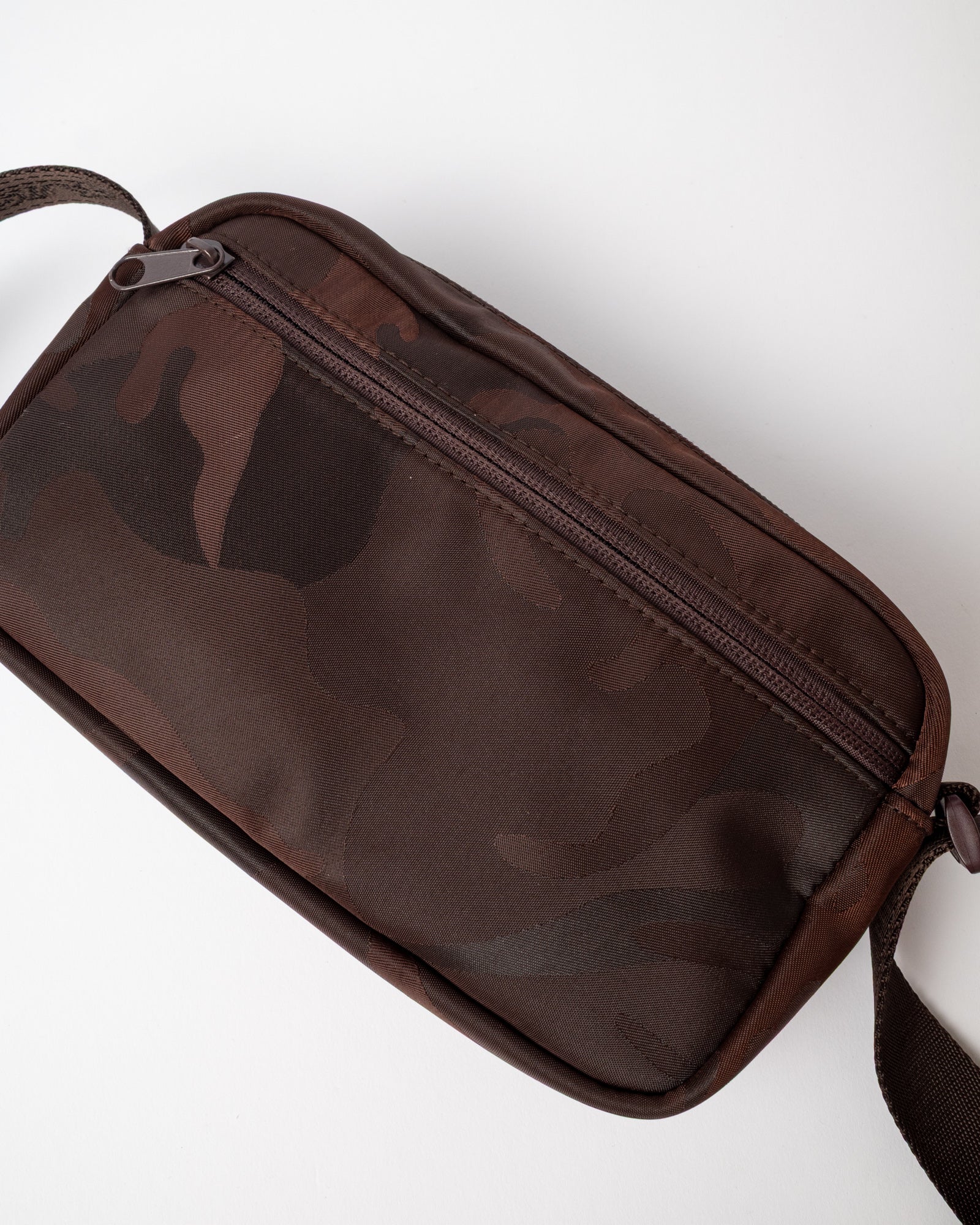 Cartera Rusty Stellar Nylon Camo Side Bag Java - Image 5