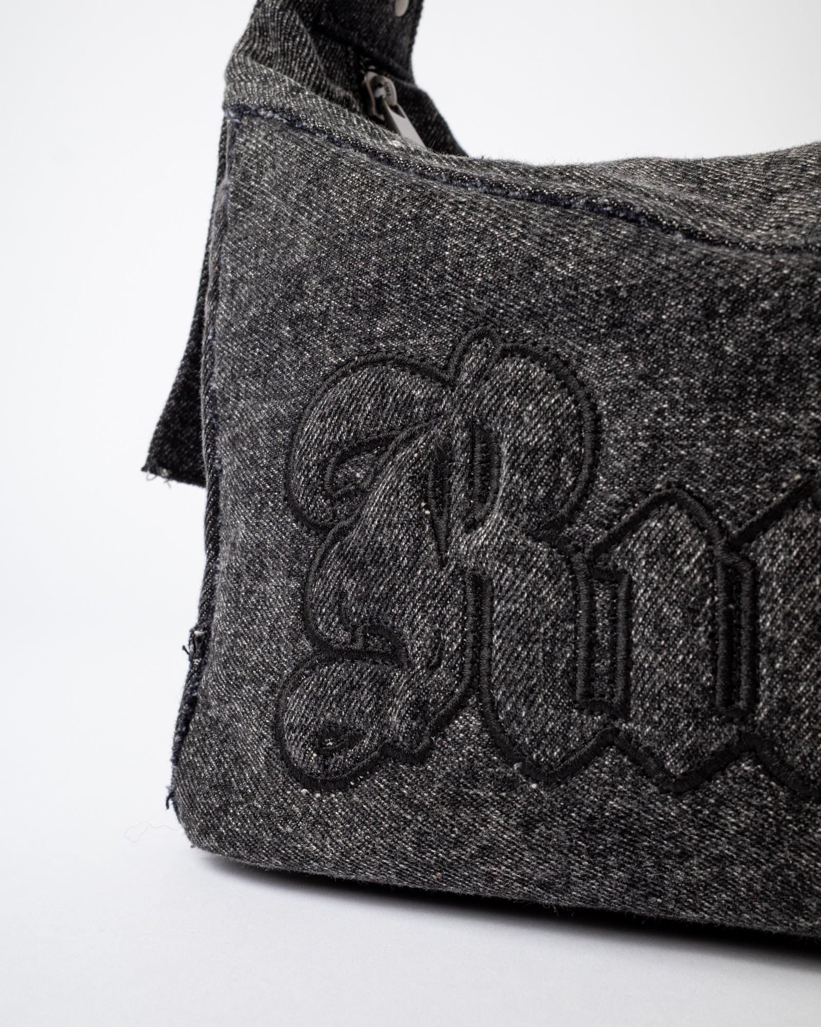 Cartera Rusty Roxanne Denim Shoulder Bag Washed Black - Image 3