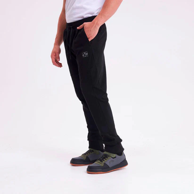 Jogging Rusty Tracker Trackpant Black - Image 4