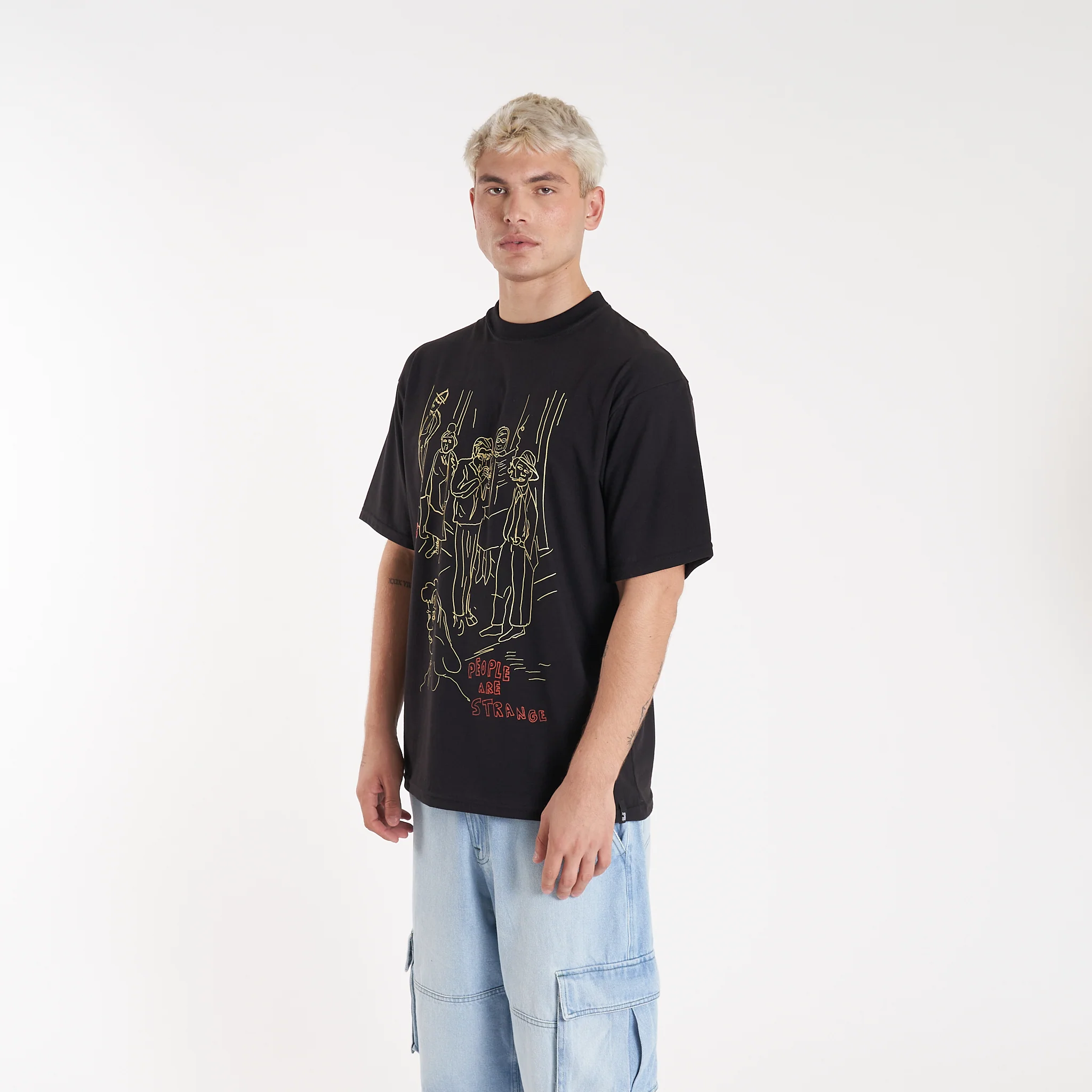 Remera Mc Vulk Strangers Tee Black - Image 5