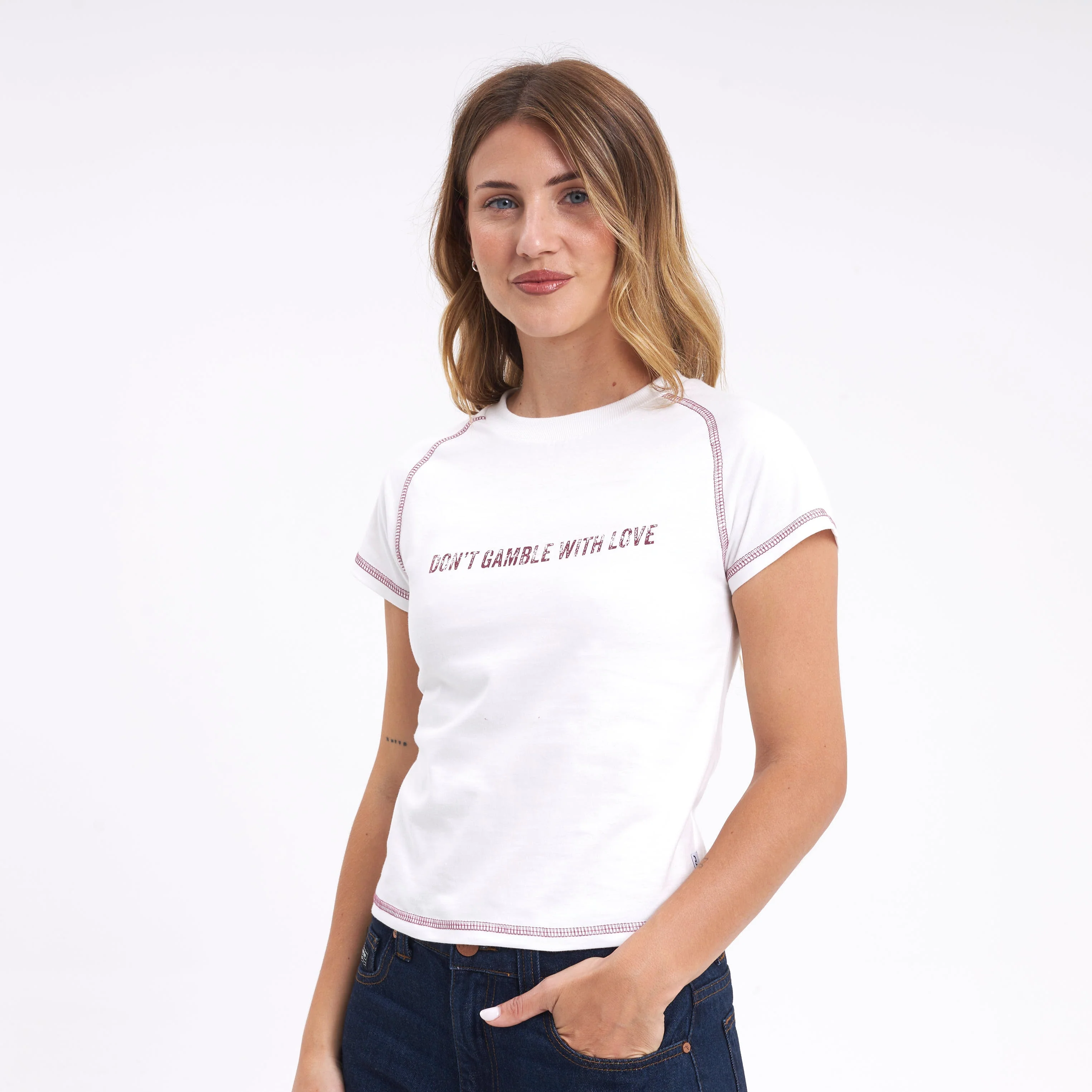Remera Mc Rusty Rusty Gamble Cap Sleeve Baby Tee Ld Off White - Image 3