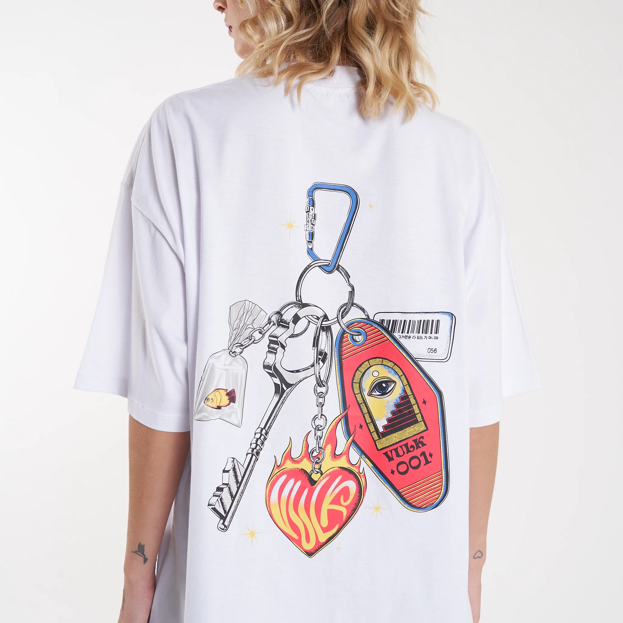 Remera Mc Vulk Keychain Tee White - Image 7